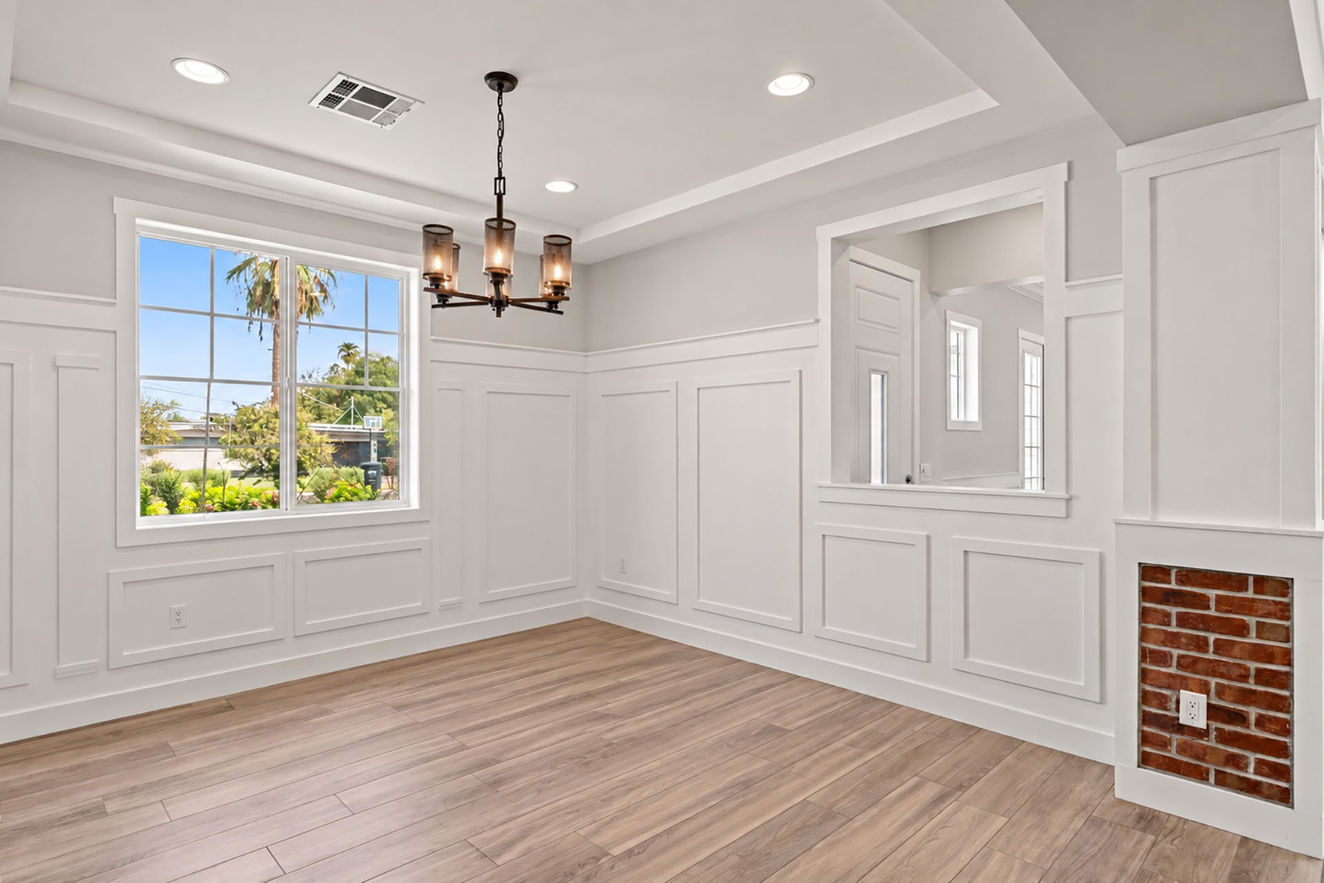 3412 N KACHINA Lane