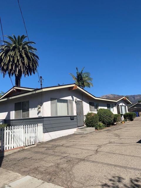 1716 Sunset Ave