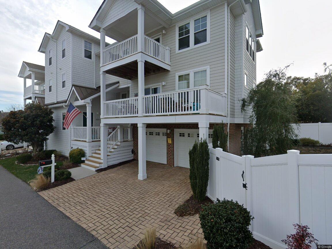 5504 Myrtle Ave