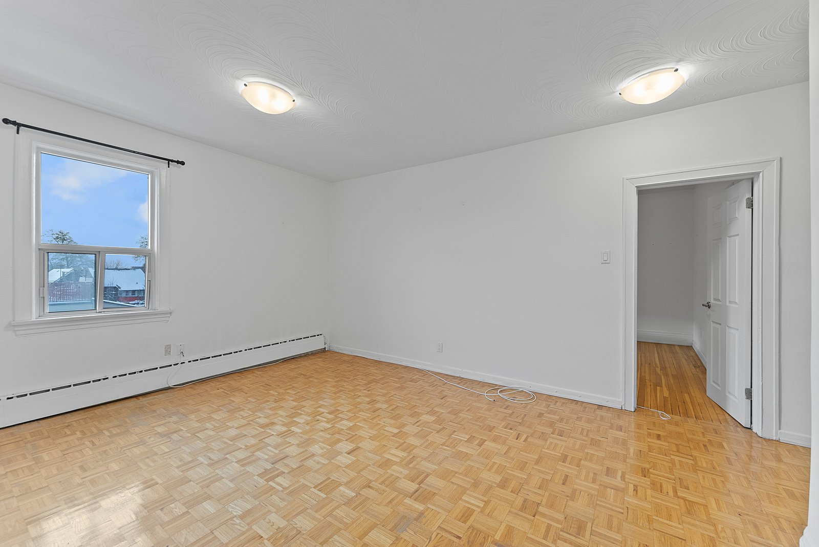 5 Crang Avenue Unit: 3