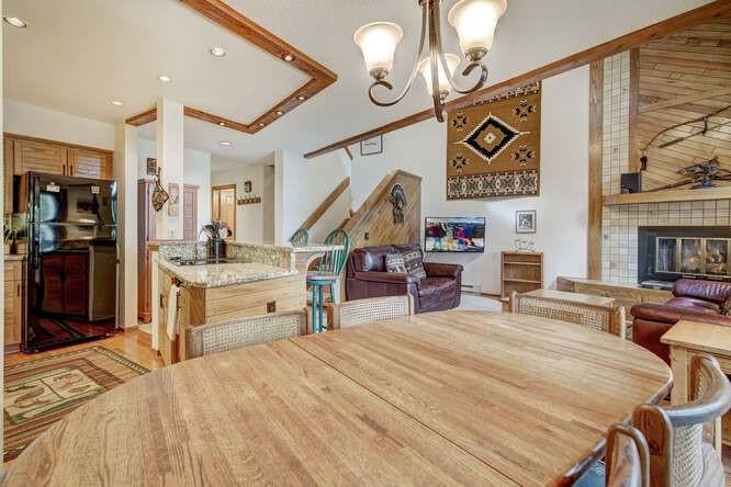 516 Kings Crown Rd, #516