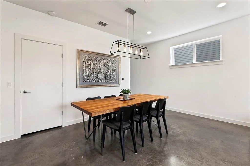 3001 Del Curto Rd #34