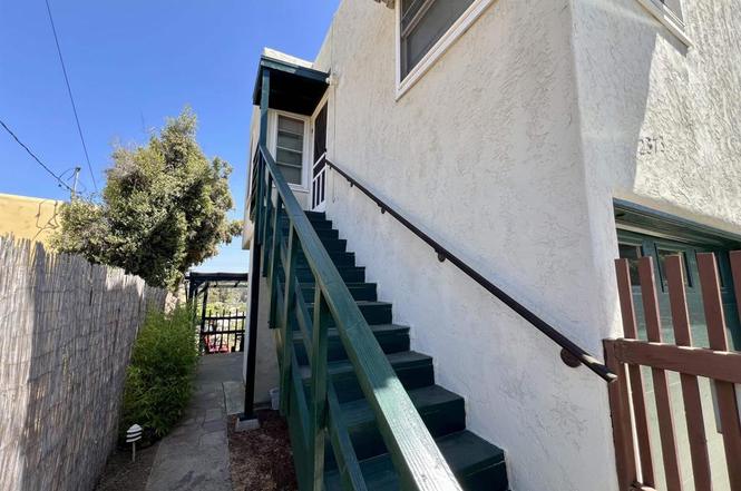 2371 Vancouver Avenue