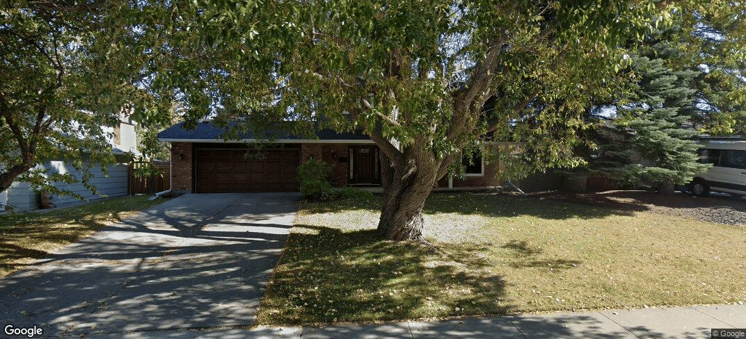 655 Willow Brook Dr SE