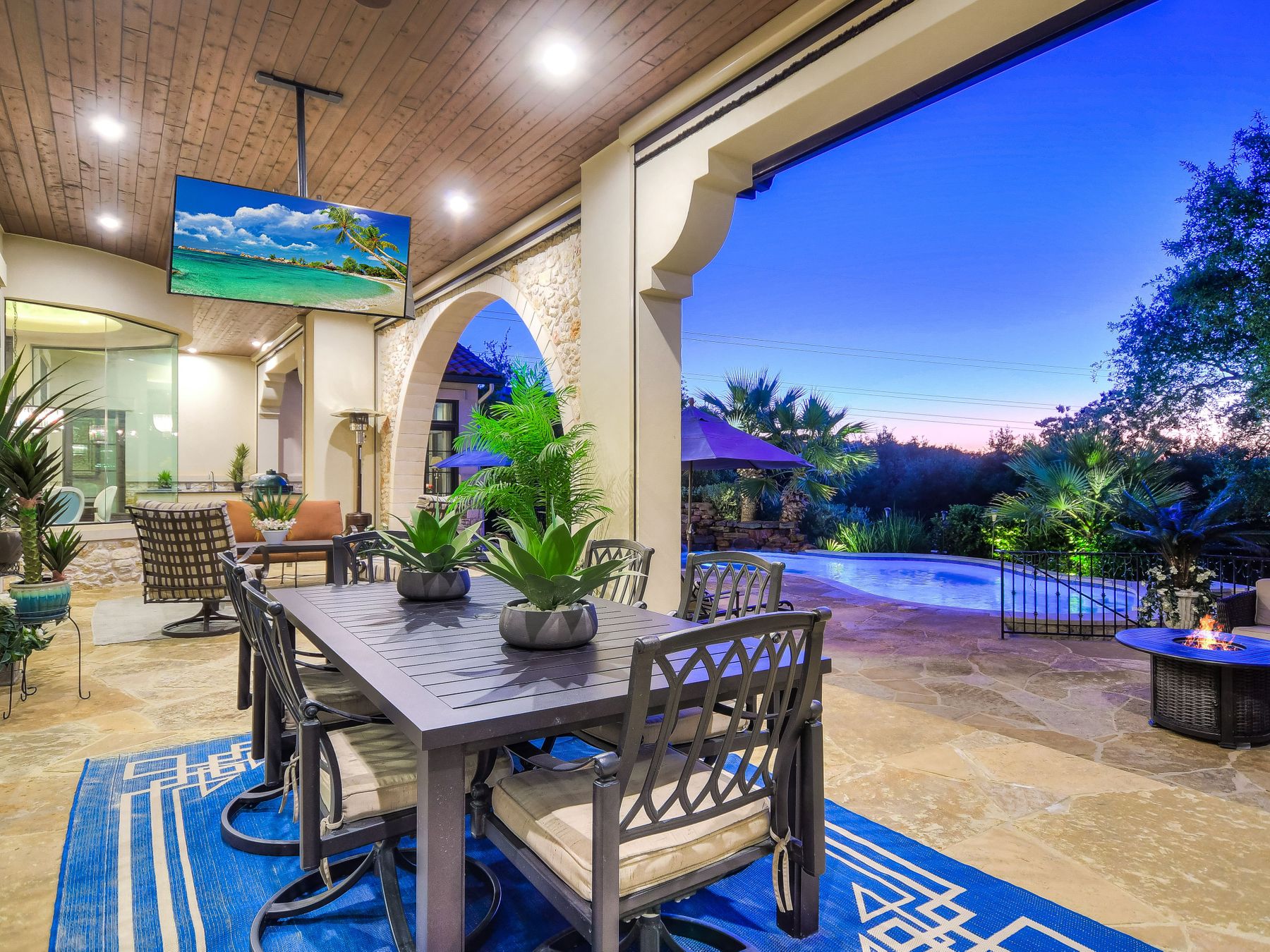 Resort amenities in Seven Oaks