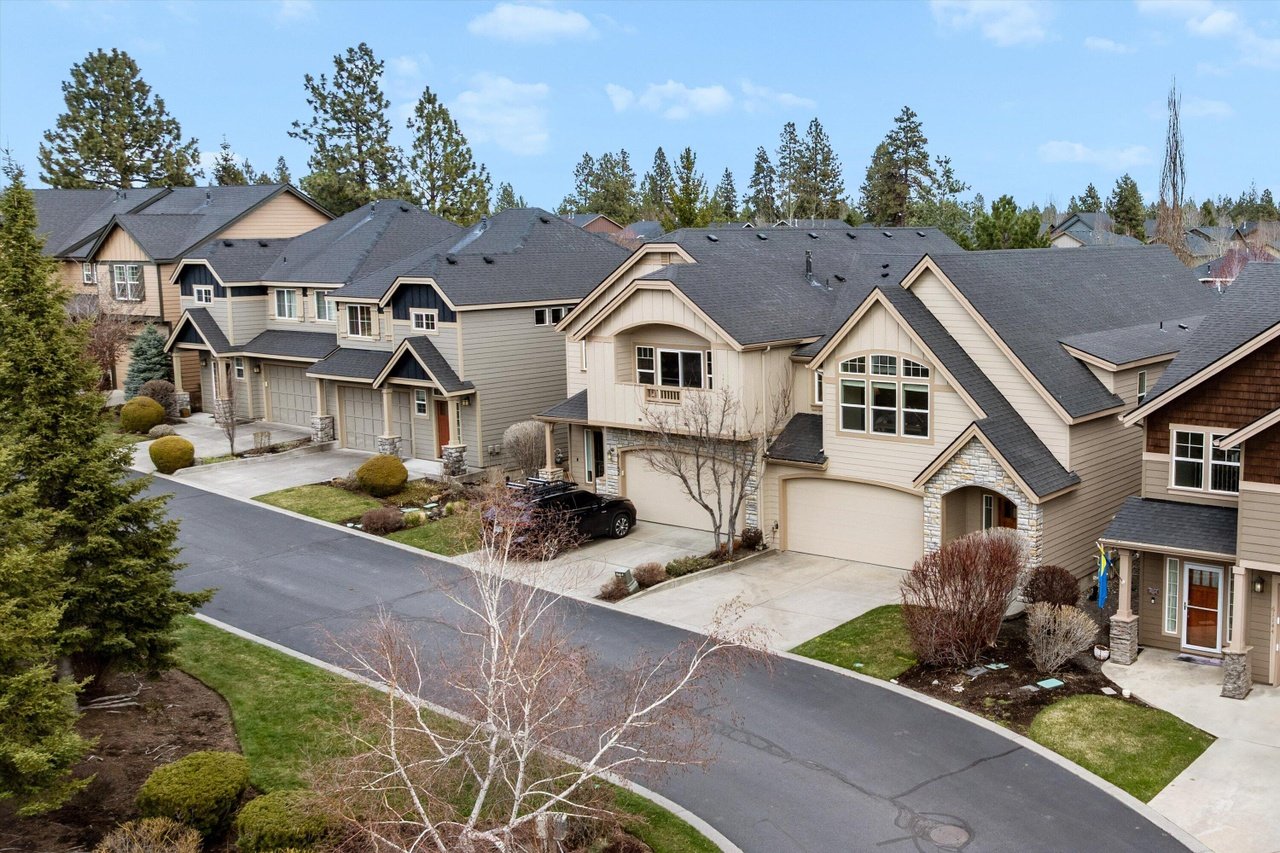 61148 Foxglove Loop