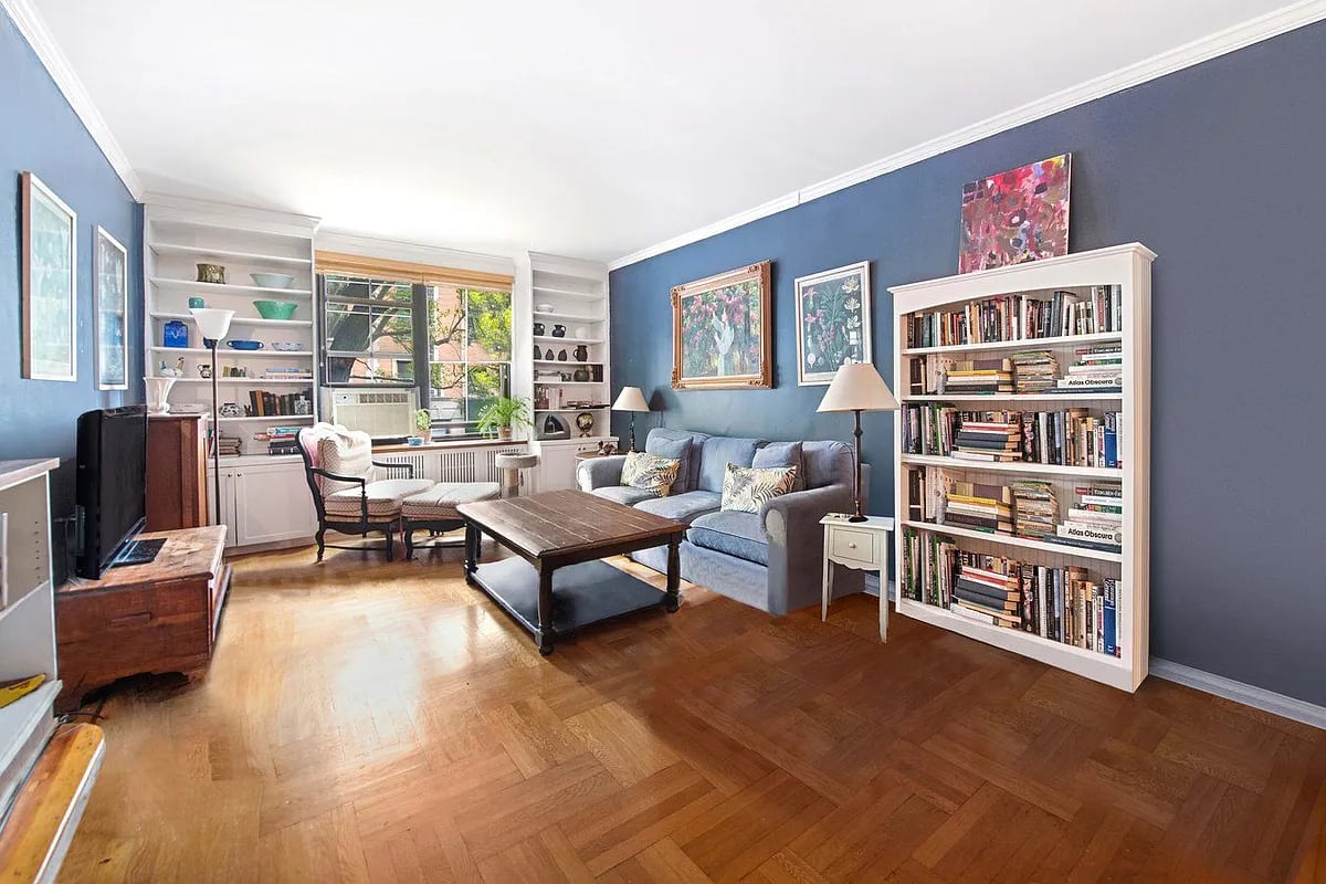 230 Park Place, Unit 2J