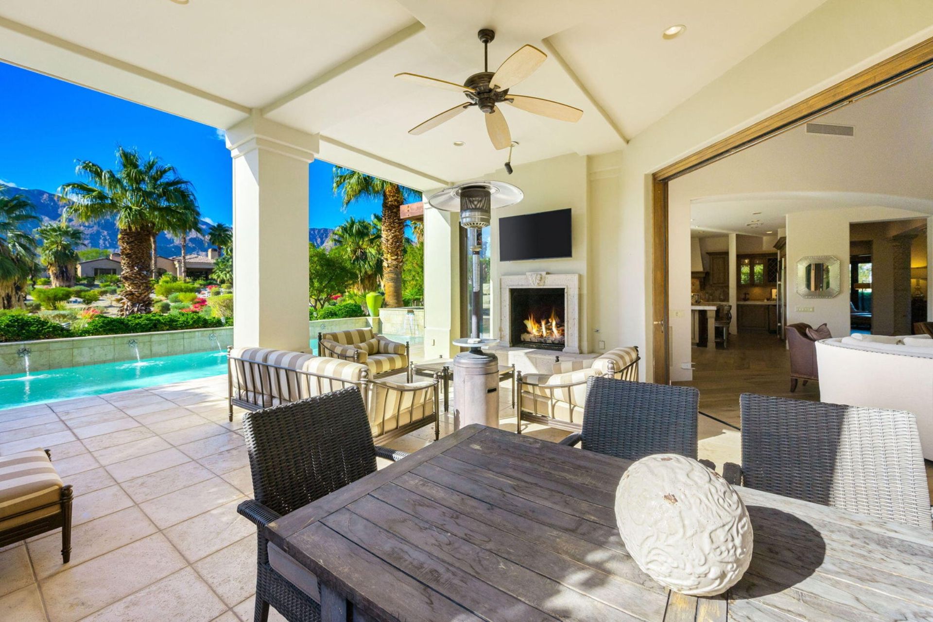 52705 Claret Cove