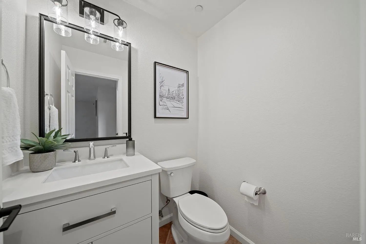 46 Waterbury Ln