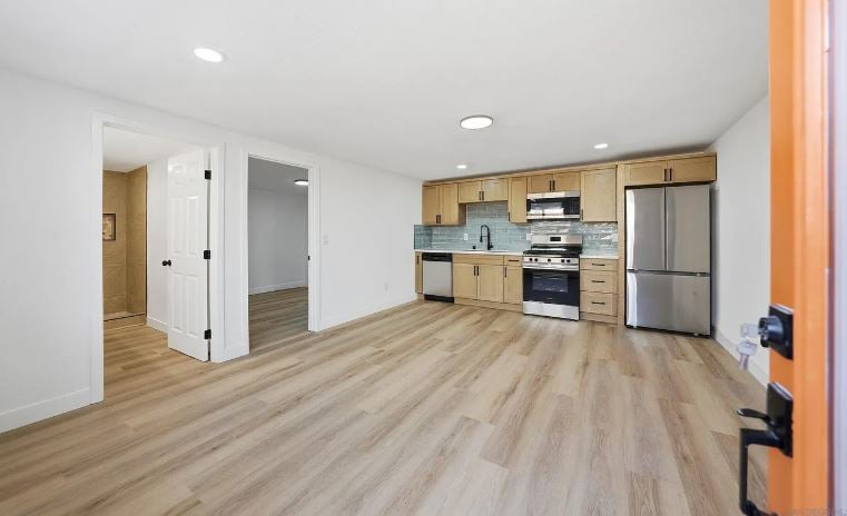 2828 Mission Village Dr, San Diego, CA 92123