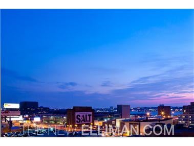 534 W 42nd St, #4