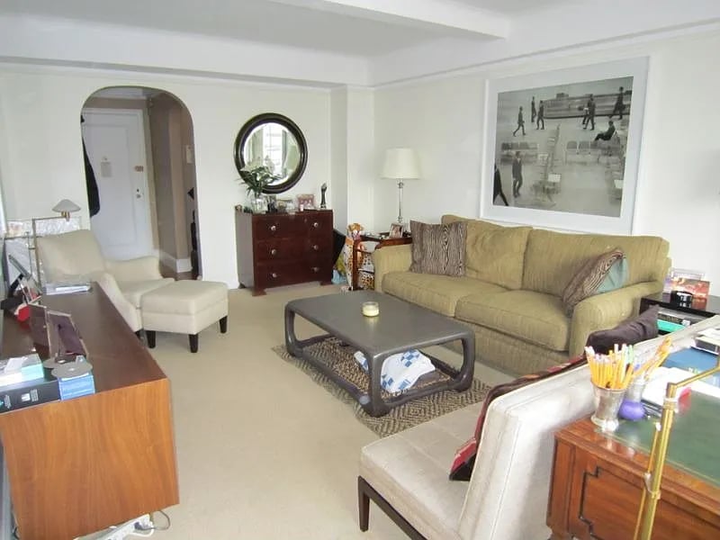 1 Christopher St APT 9H