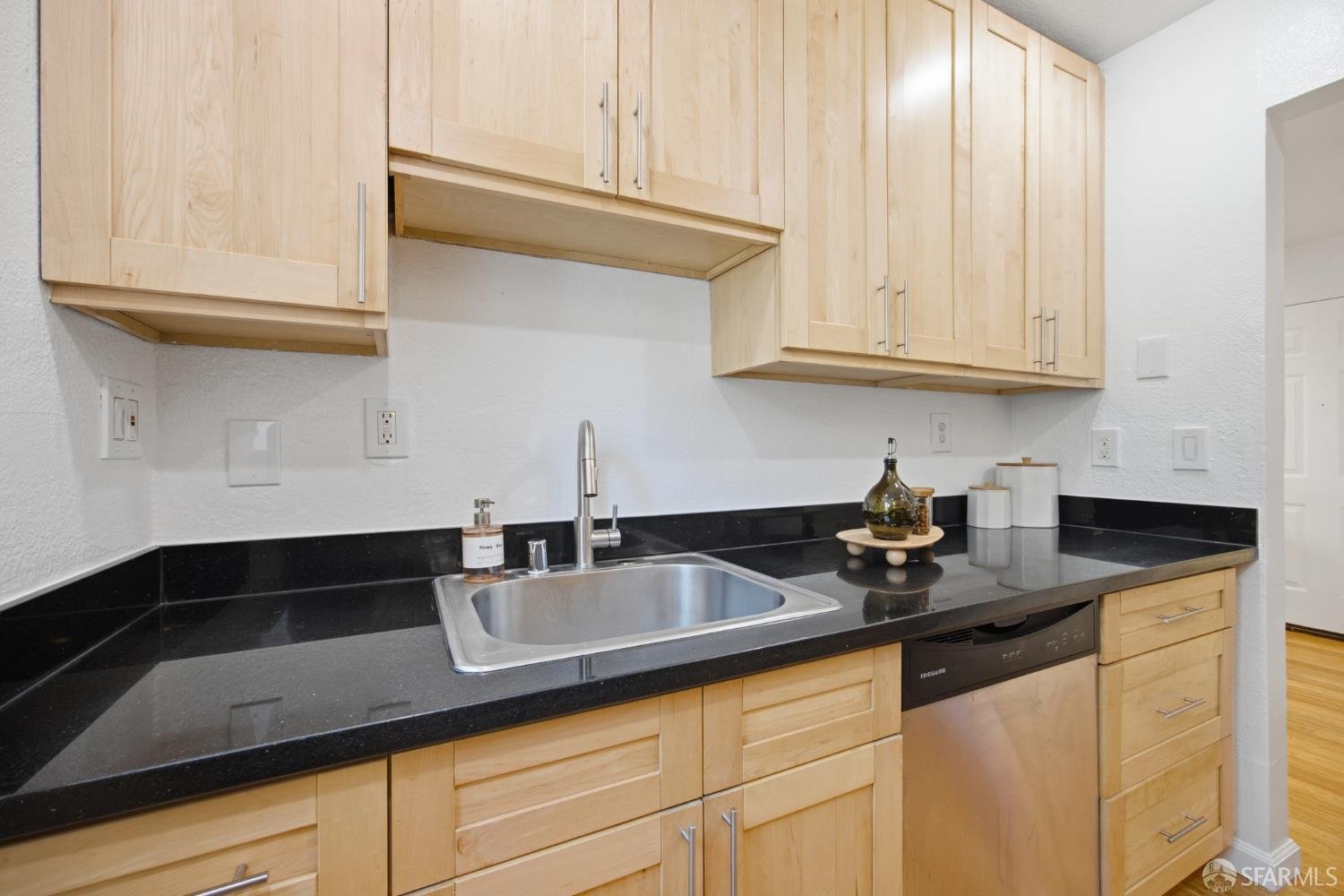 1004 San Antonio Circle #109