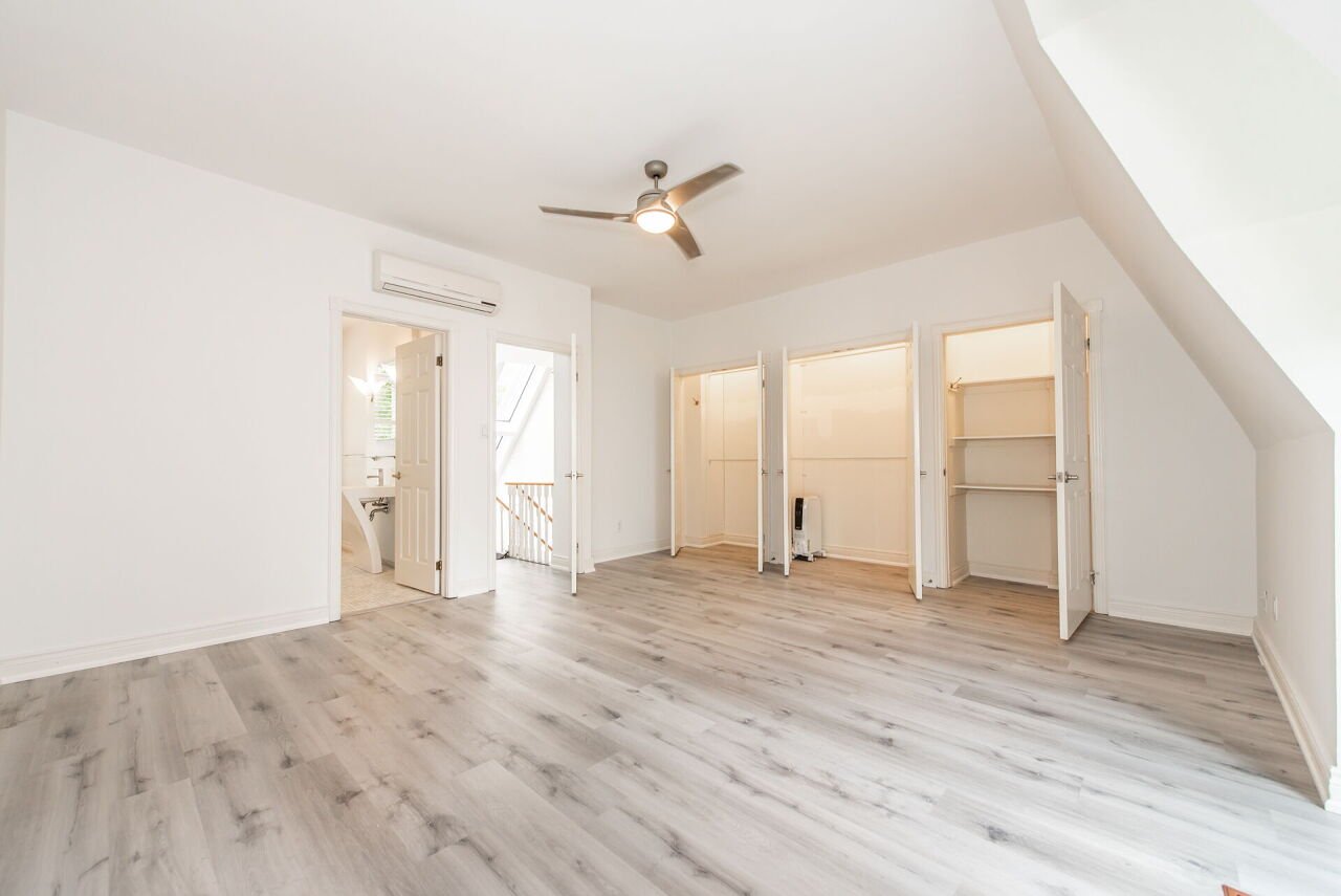 38 Earl Street, Toronto C08 Unit: Th11