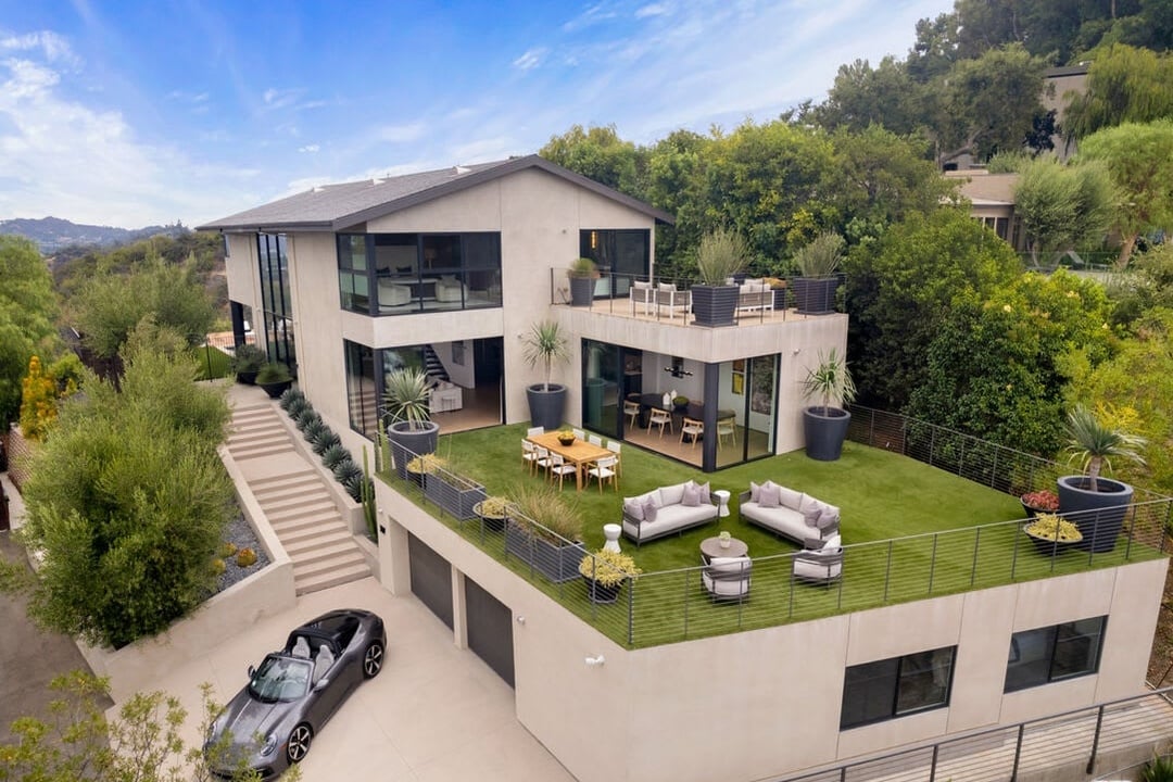 Beverly Ranch Road, 90210