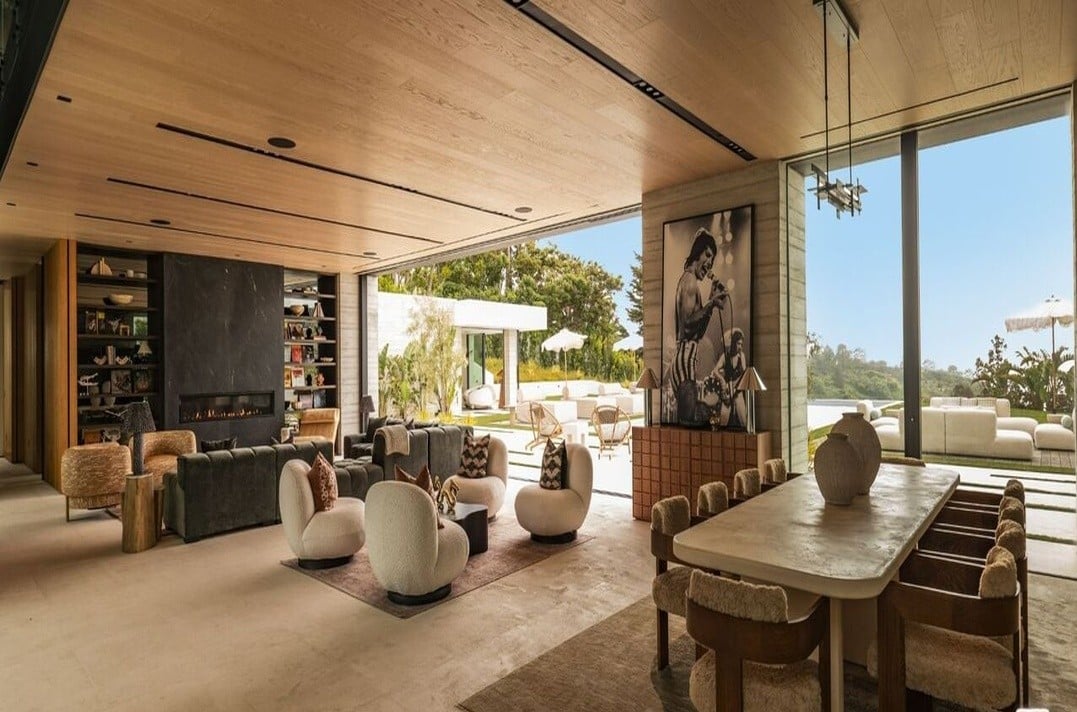 Skyreach Manor, Dume Dr, 90265