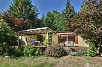 34077 Pilot Point Road NE