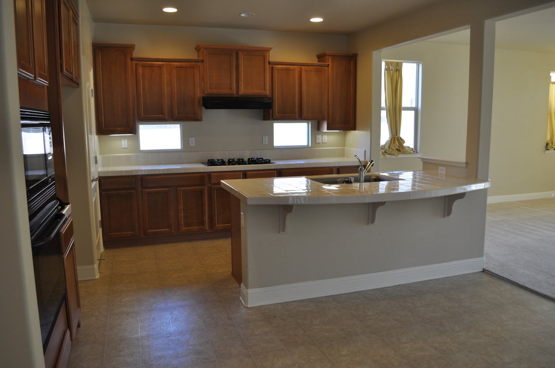 Short Sale in West Sacramento! 3855 Otay St. West Sacramento, CA 95691