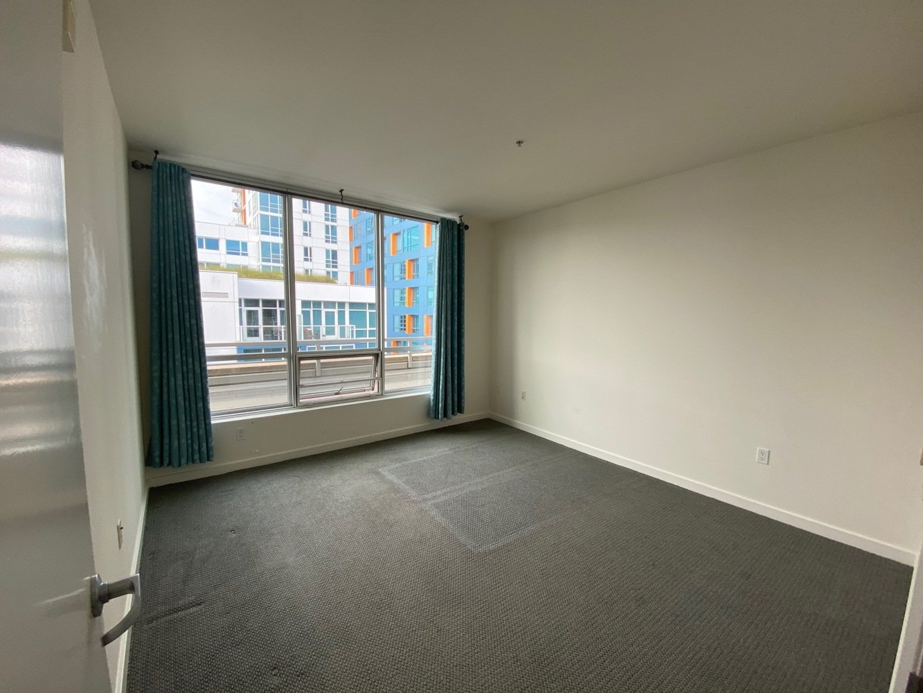 325 Berry St, #616