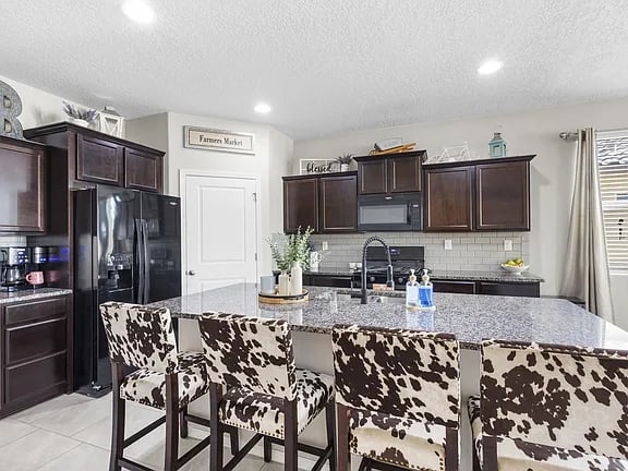 1729 Valle Vista Rd NW