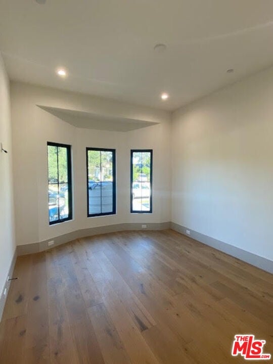 4459 Kraft Ave