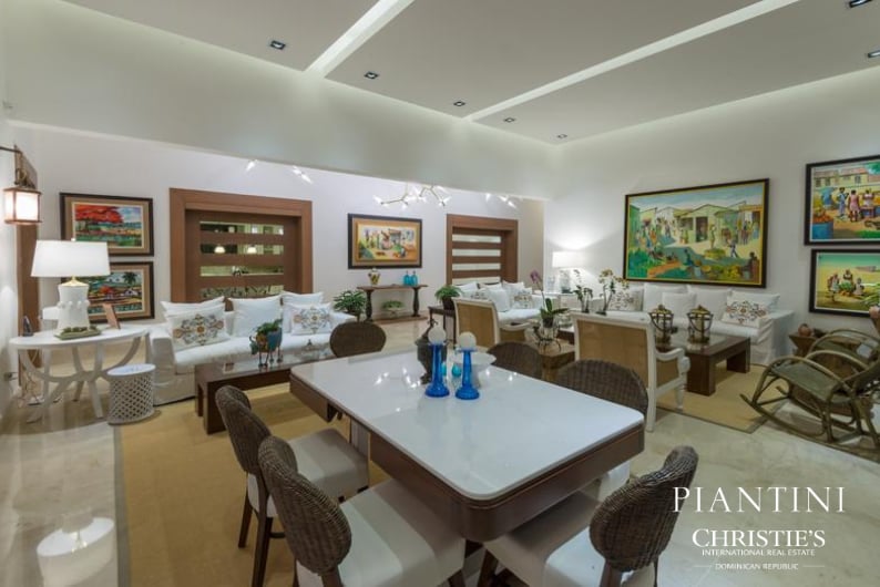 Casa Strata, Los Cacicazgos