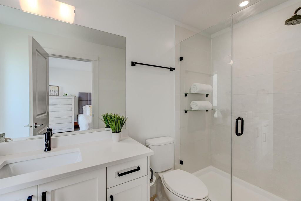 16433 19 Ave, #42
