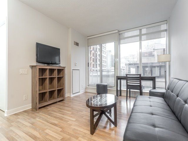#1704 - 8 Colborne Street, Toronto Unit: 1704