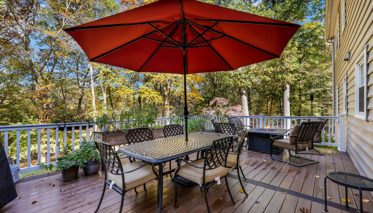 276 Cherry Ln