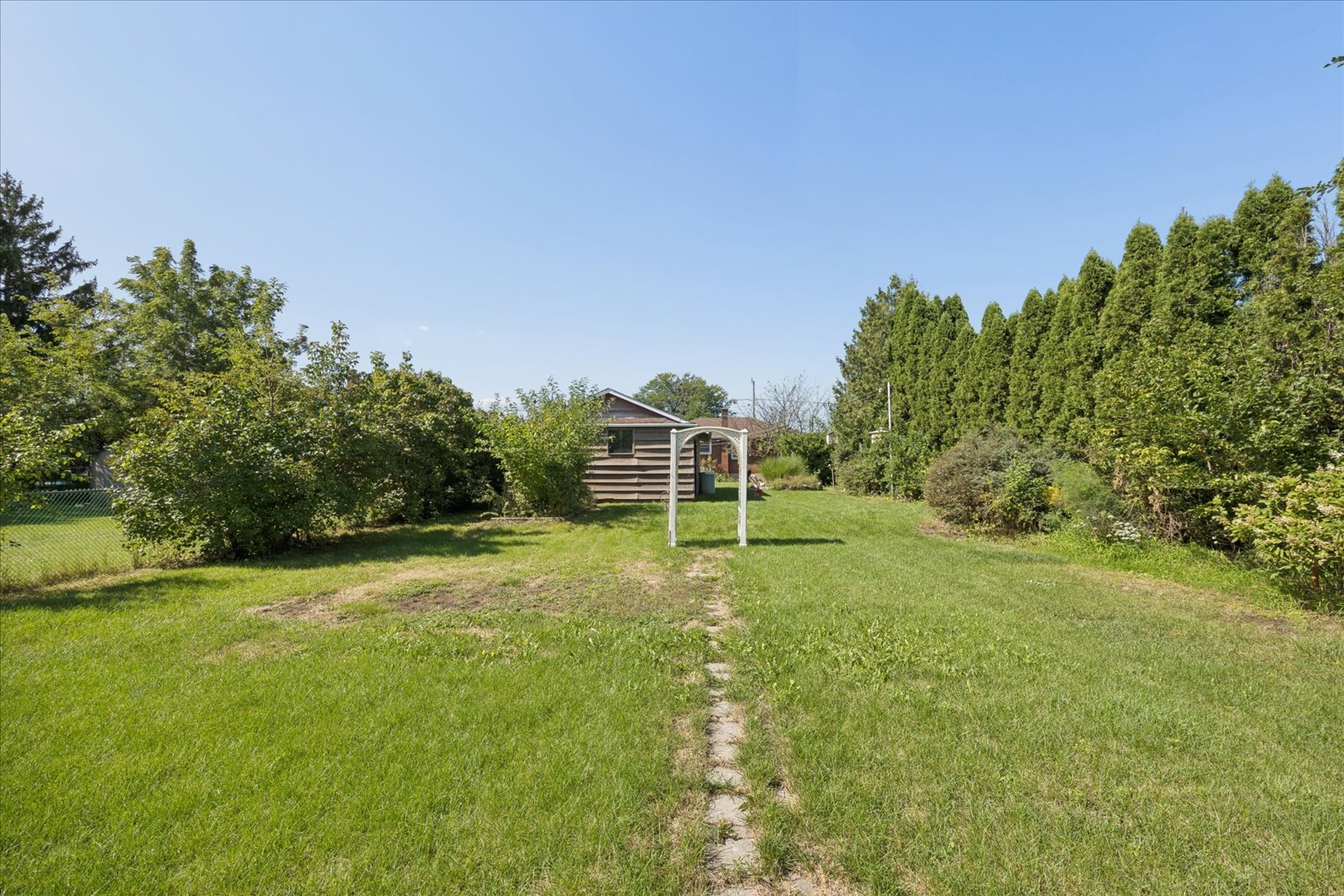 139 Elinor Avenue, Toronto