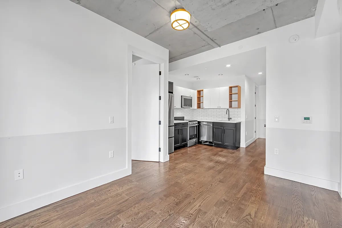 31-19 37th Street 3G