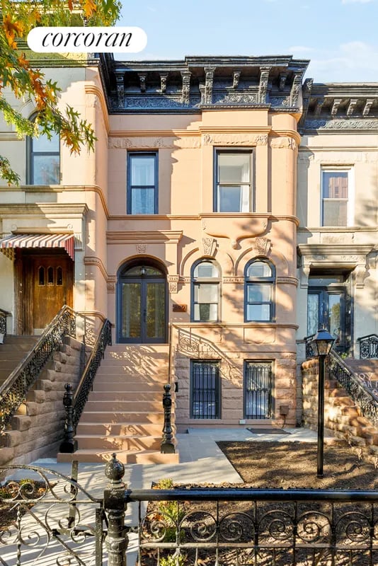 699 Halsey Street