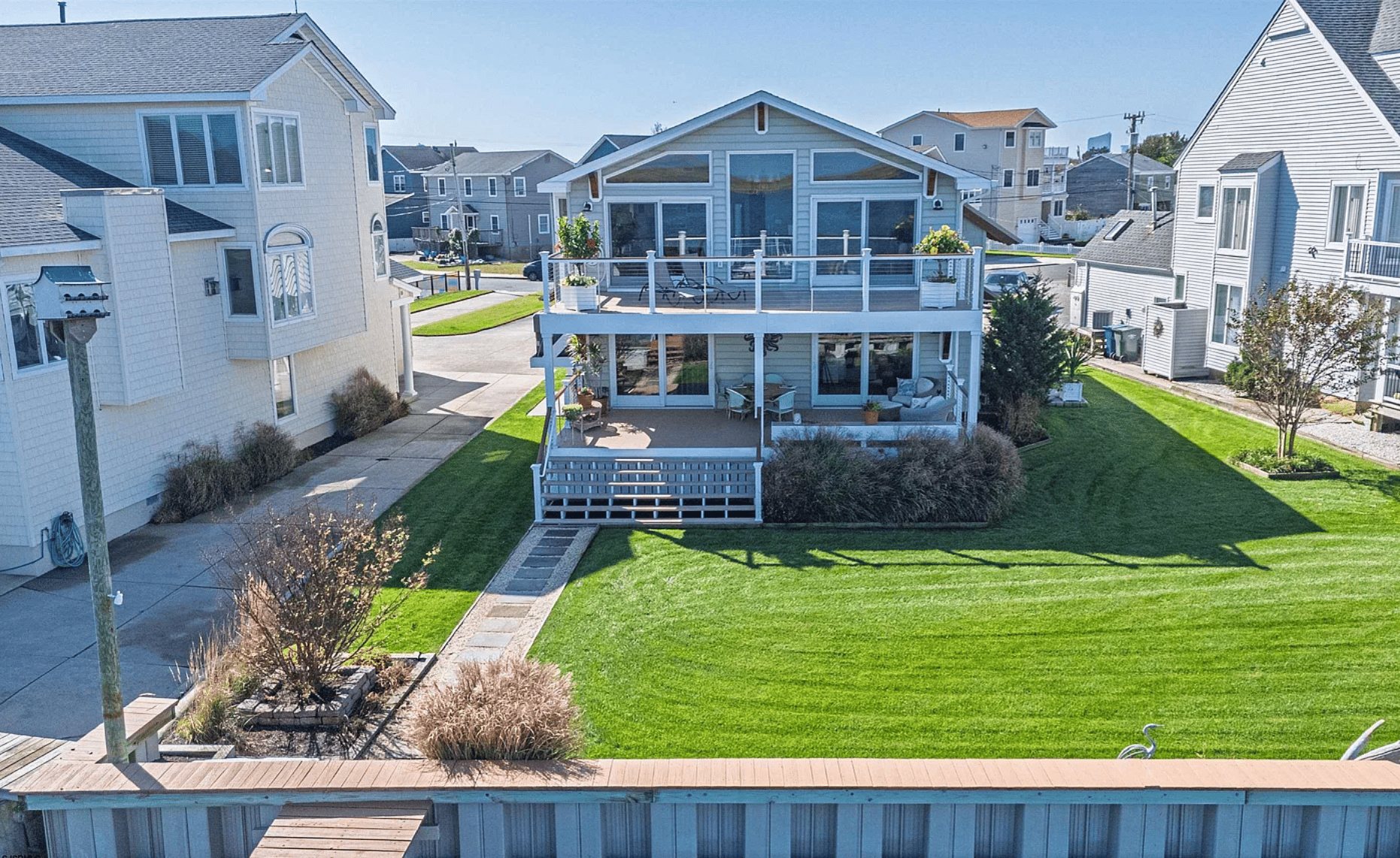 1411 E Shore Drive