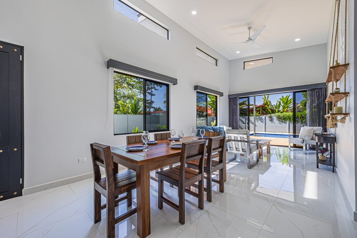 0.12 ACRES – 3 Bedrooms Newly Built Modern Home, With Pool & Privacy, Only 4min to the Beach!!!