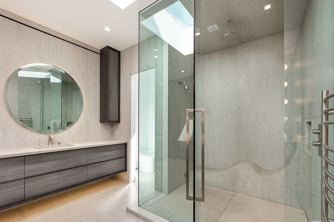 Cascade Golden, N Beverly Dr, 90210