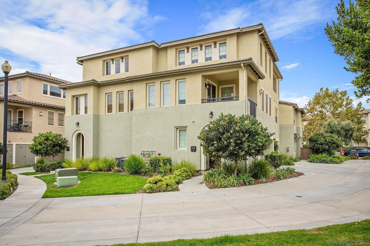 1719 Rolling Water Dr 2