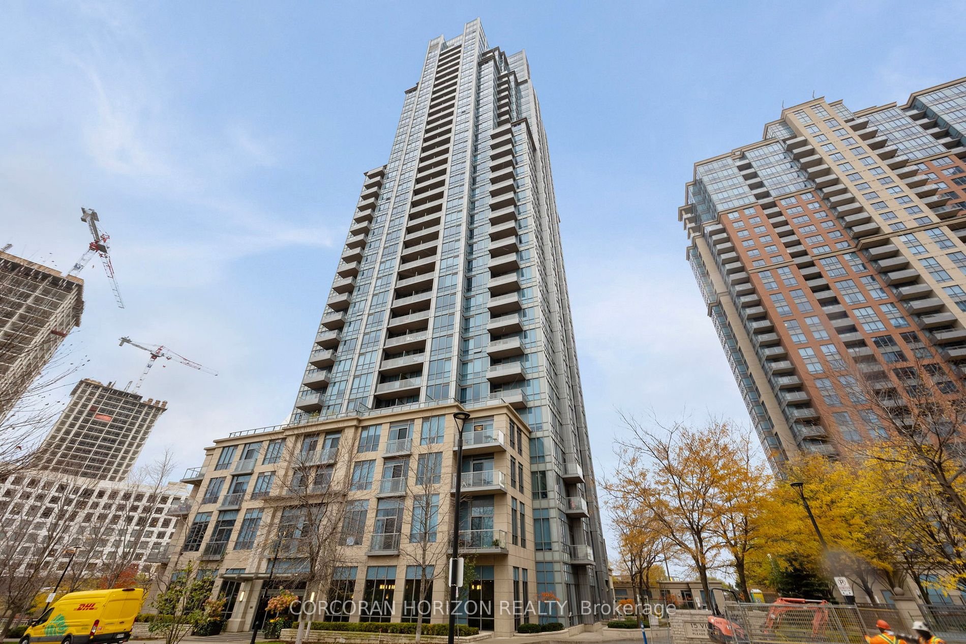 PRIME PENTHOUSE LIVING IS NOW EASY! 