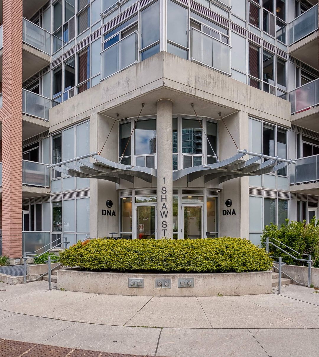 1 Shaw St #502