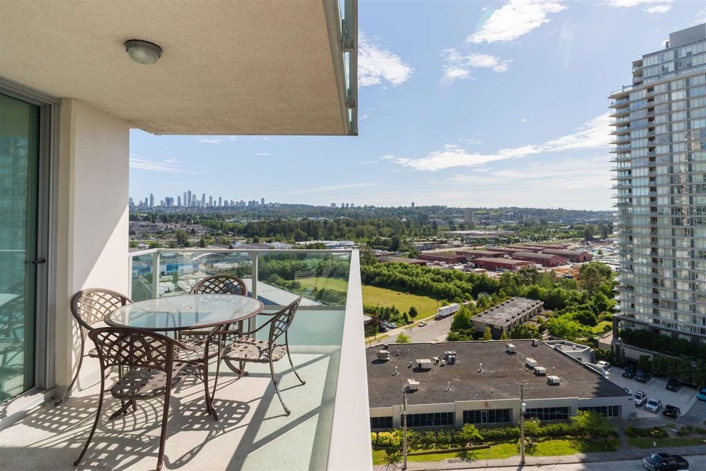 2200 Douglas Rd, #1404