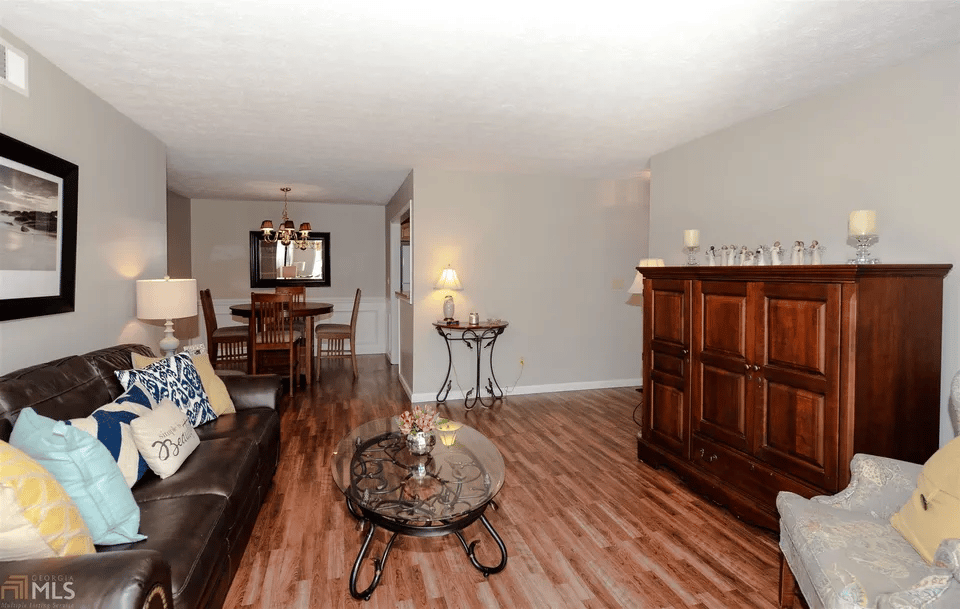 1102 Natchez Trce