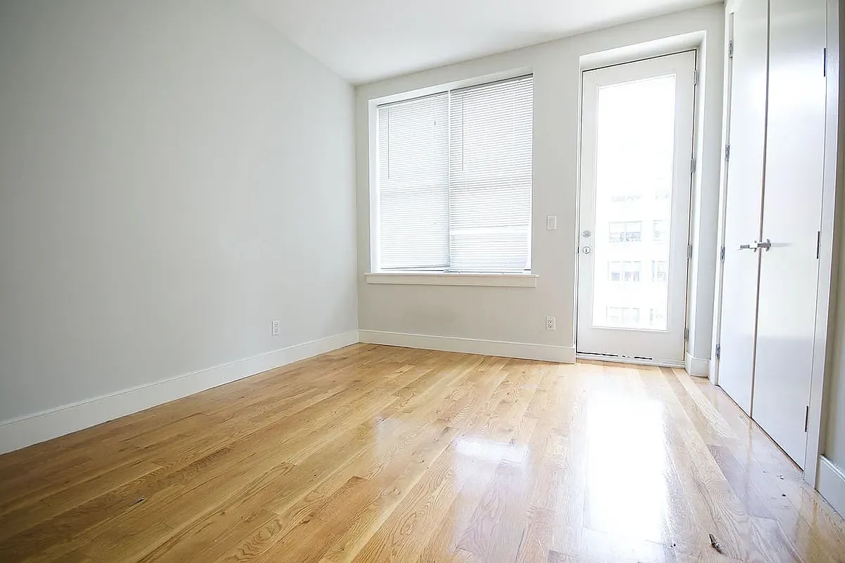 28 Fayette Street 3R