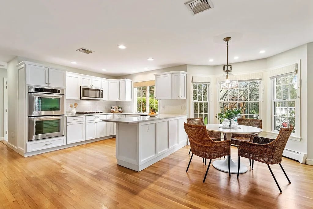 11 Atherton Rd