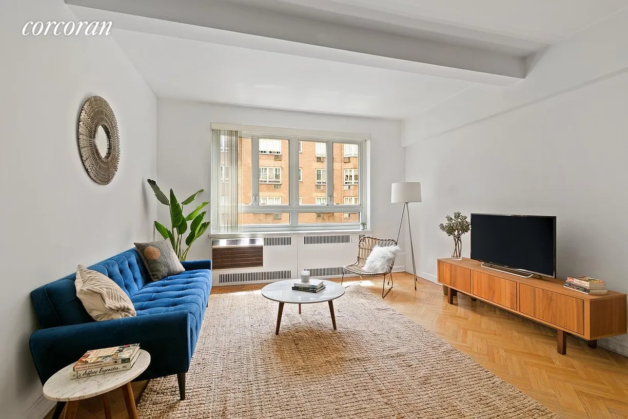 333 W 57th St Apt 5F