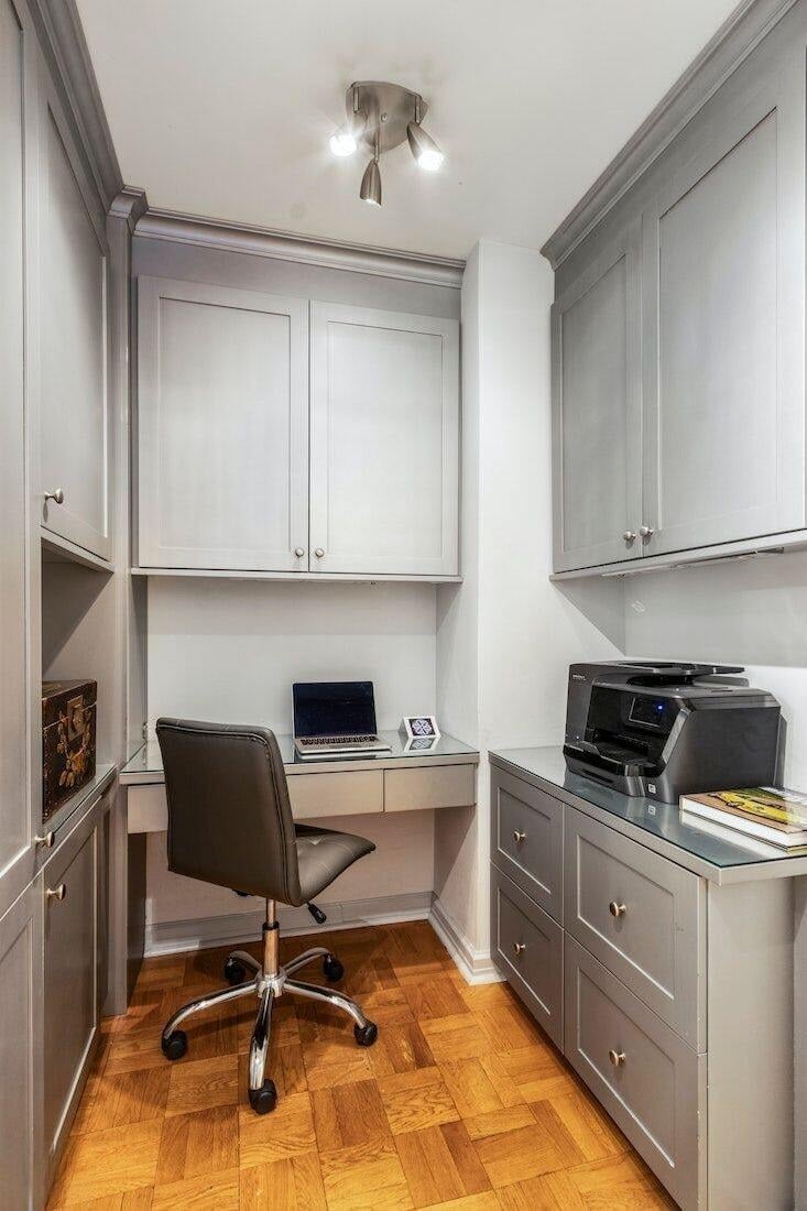 150 East 61st Street #5F