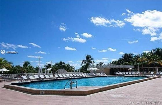 9801 Collins Ave #5L