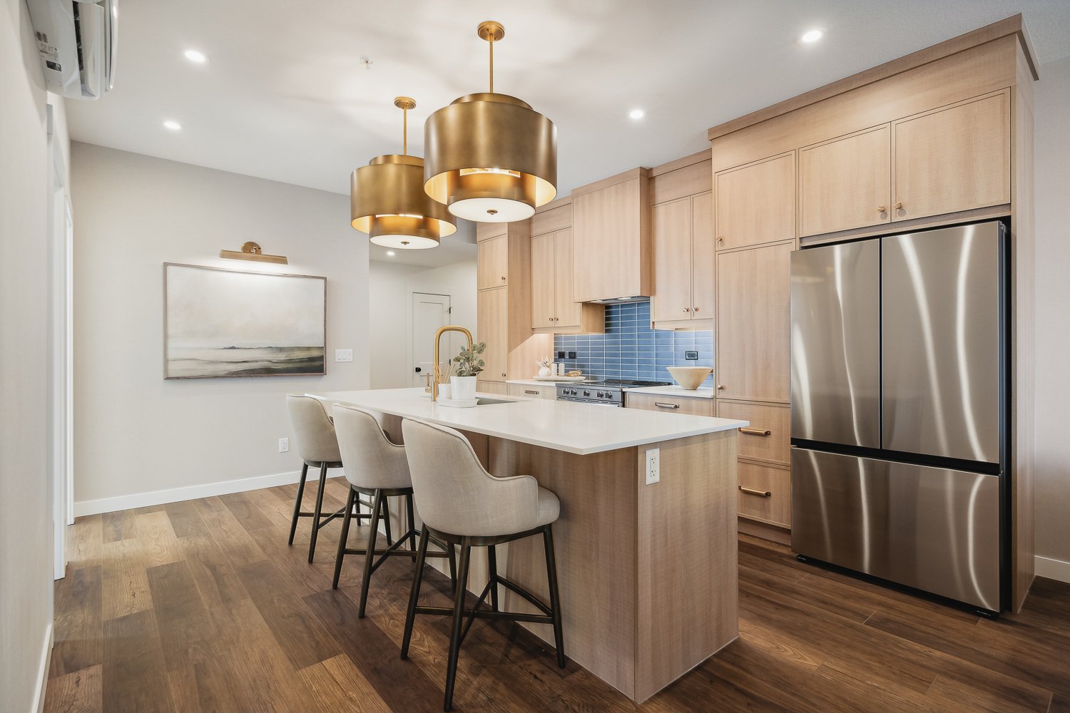 106 - 10 Cascade Ridge | Altitude at Three Sisters