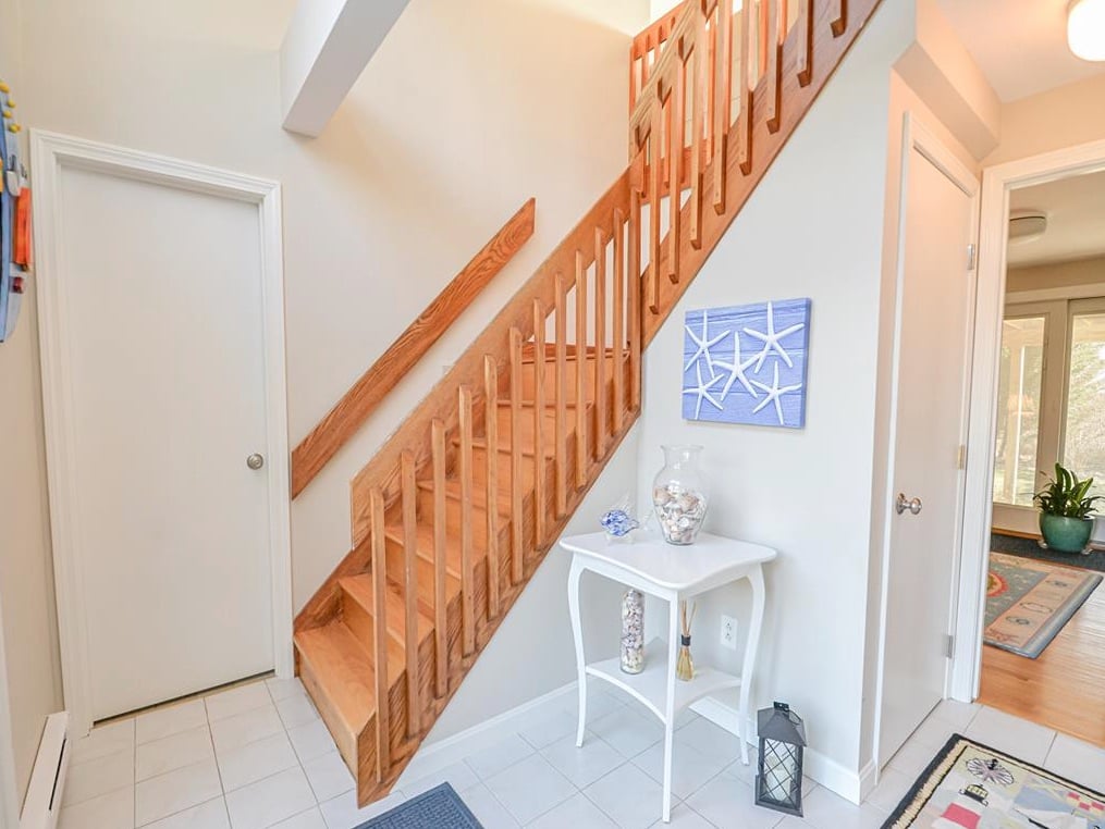 14 Plains Head Ln
