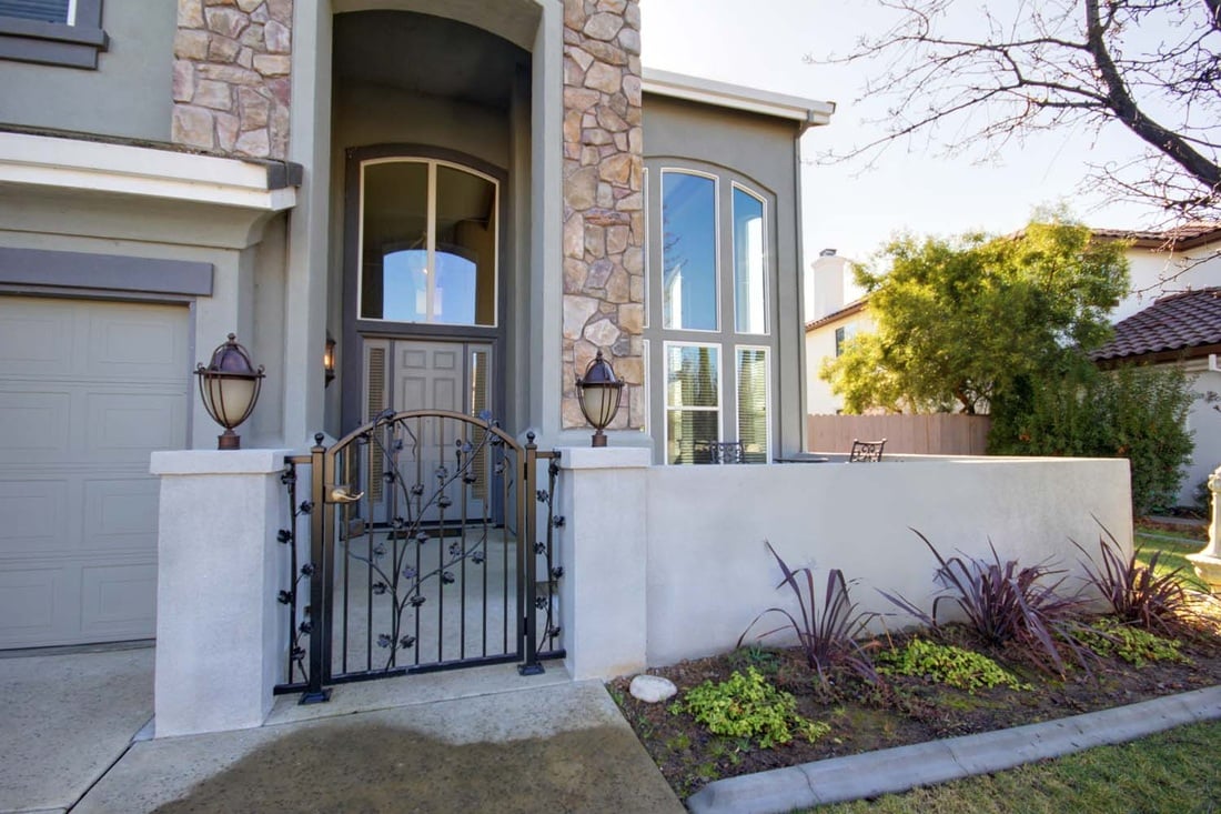 Gorgeous Gated Roseville Listing on 13th Hole at Diamond Oaks!