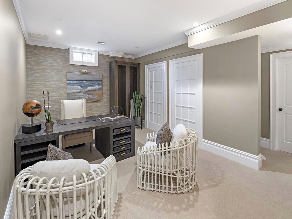 242 Katama Rd