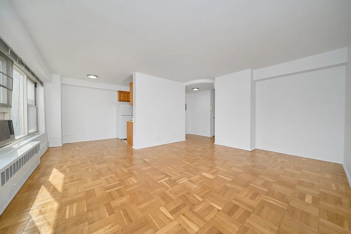 105 Ashland Place #4C